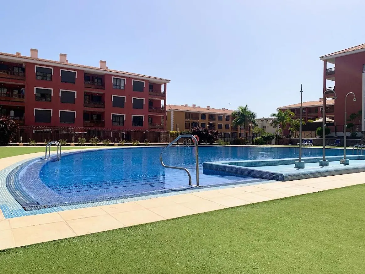 Luminoso Y Elegante, Piscinas Y Pistas De Padel Apartment Palm-mar 0*,  Spain